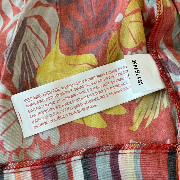 NWT MINKPINK Monsoon Leaves Red Print Romper, Size Small - Picture 4 of 11